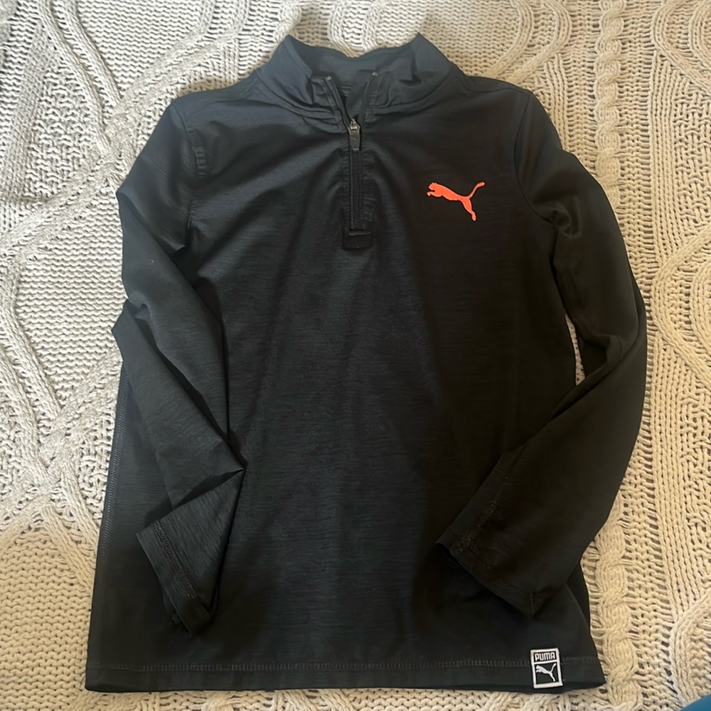 Long sleeve quarter zip